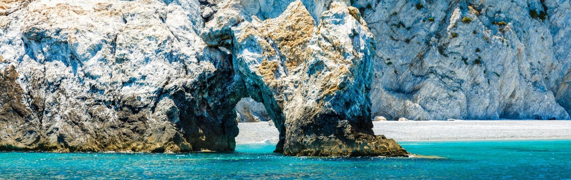 Skiathos | Volo più hotel | Turisanda