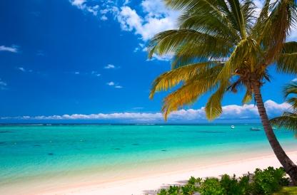 Spiaggia bianca sul mare | Caraibi | Turisanda
