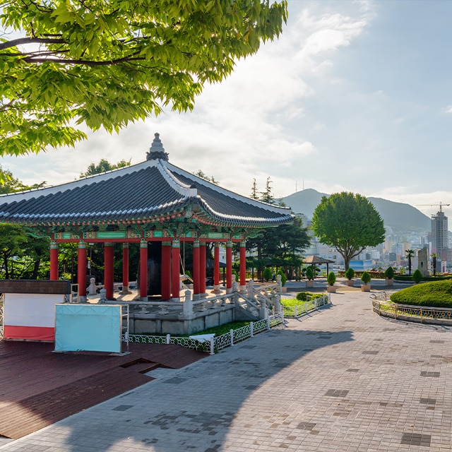 Yongdusan Park di Busan, Corea del Sud | Turisanda
