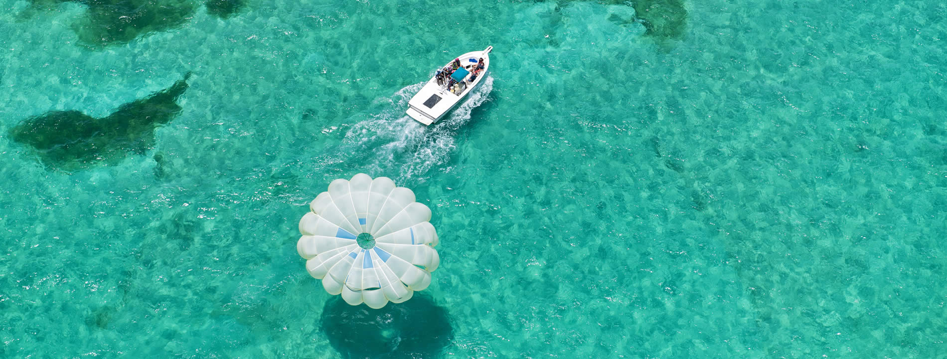 <p>Parasailing Punta Cana</p>
